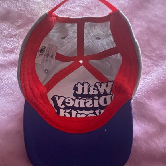 WDW Exclusive Hat NEW - Picture 5 of 5